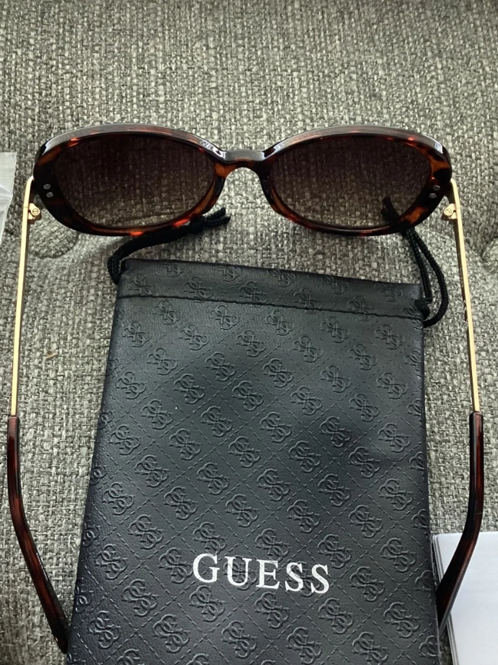 GUESS 55mm Oval Sunglasses